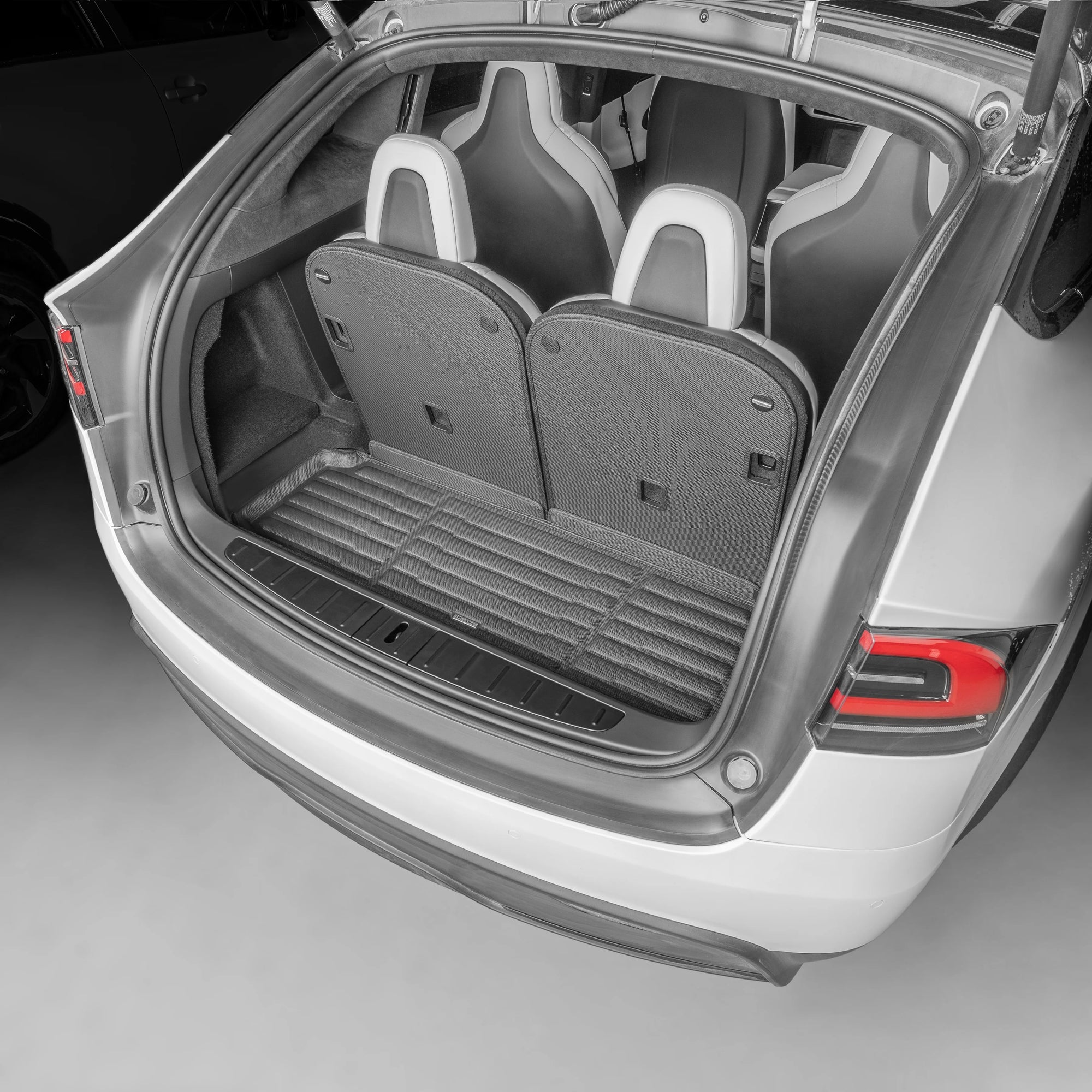 TATA③ TuxMat SuperTrunk Mat with Seatback Protection | Tesla Model X