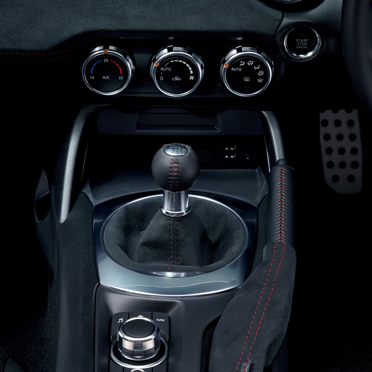 Soufflet de levier de vitesse en Alcantara (M/T) | Mazda MX-5 (2016-2025)