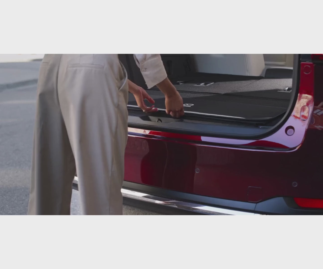 Loading Sill Protector | Mazda