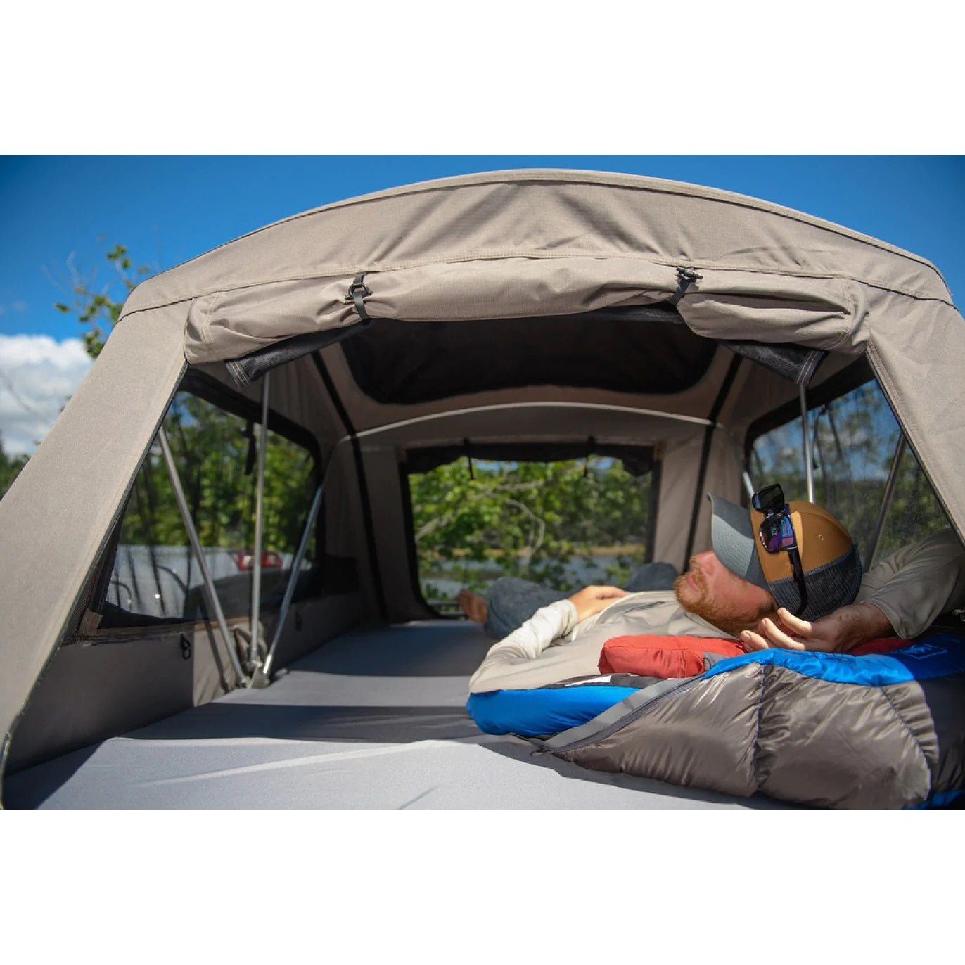 Roof Rack Accessory | Roof Top Tent - 2-Person (Yakima SkyRise HD Small)