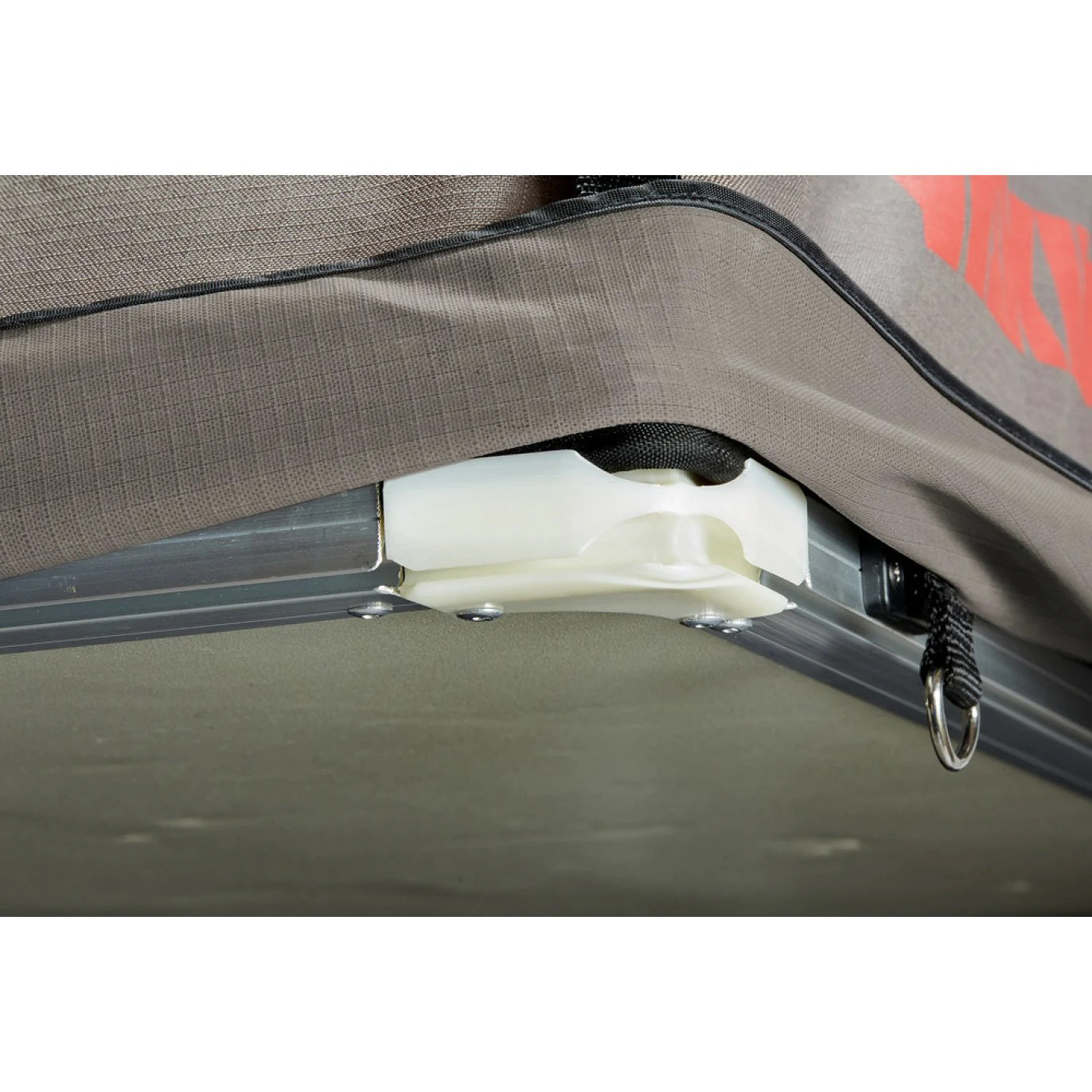 Roof Rack Accessory: Rooftop Tent (2-Person) | Yakima SkyRise HD Small